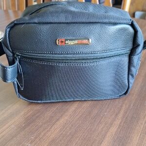 Alpine Swiss Black Men's Tolietry Bag NWOT